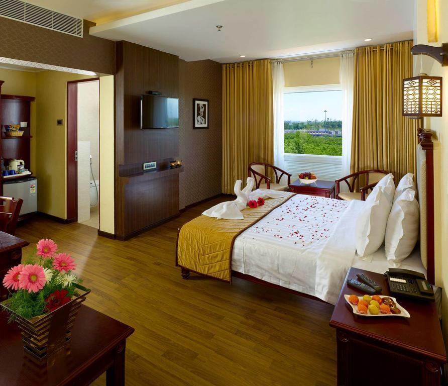 Hotel Palmyra Grand Suite - Tirunelveli Δωμάτιο φωτογραφία